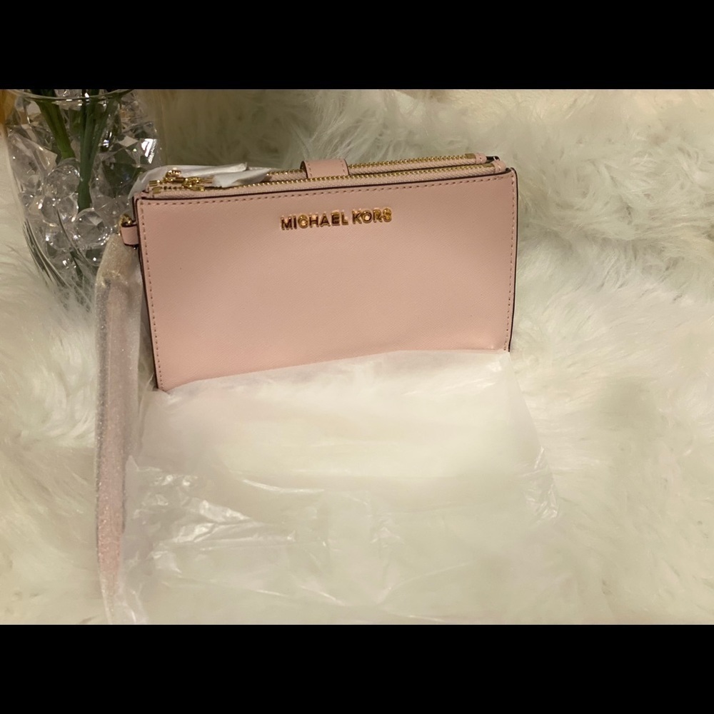 Michael Kors LG Double Zip Wristlet Leather NWT - Picture 2 of 16